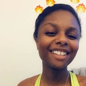 Meet your Posher, Charlyee